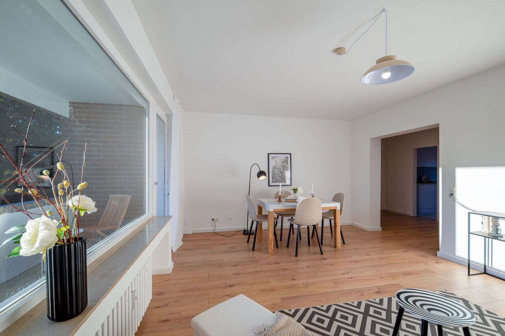 Prodej bytu 3+1 77 m², Frank-Wedekind-Straße, Wiesbaden, Hessen Prodej bytu 3+1 77 m², Frank-Wedekind-Straße, Wiesbaden, Hessen