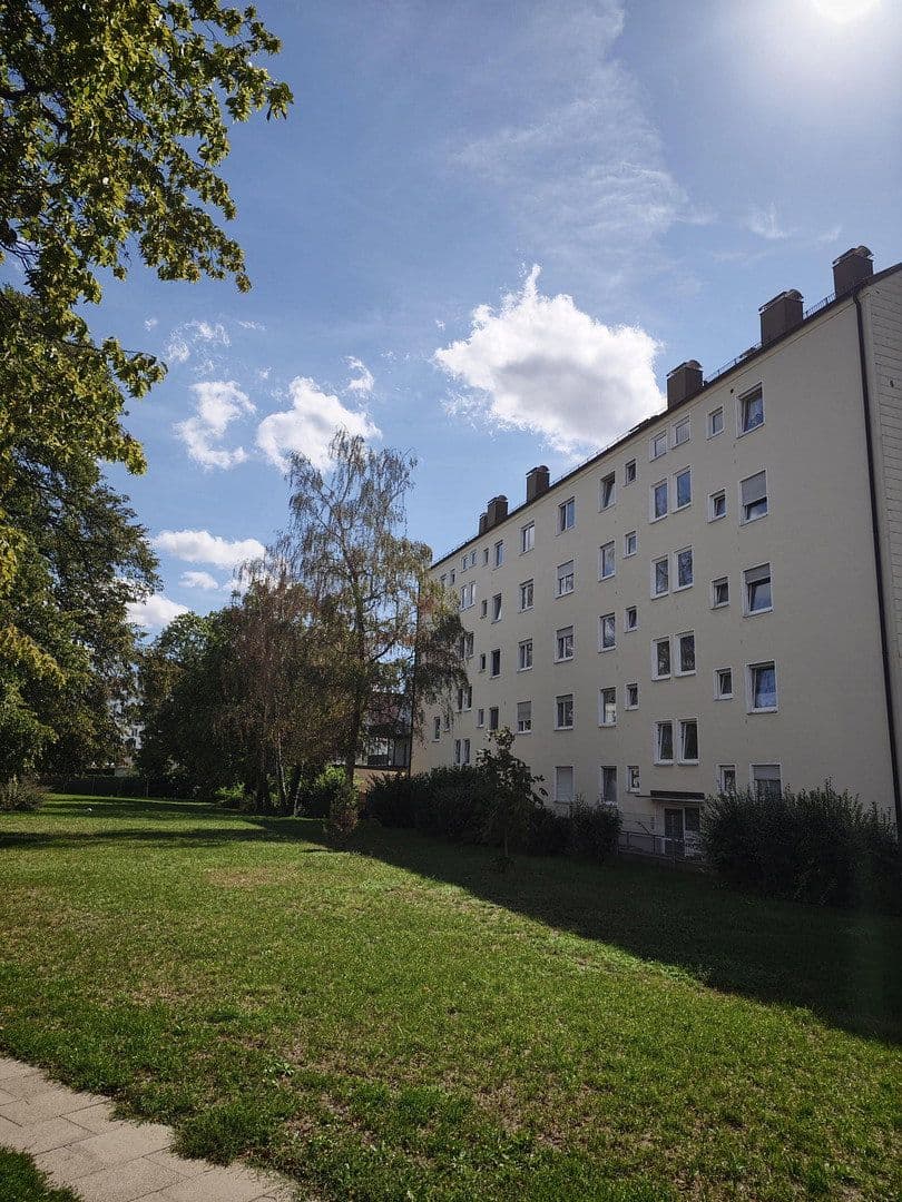 Prodej bytu 3+1 65 m², Inninger Straße 11, Augsburg, Bavorsko Prodej bytu 3+1 65 m², Inninger Straße 11, Augsburg, Bavorsko