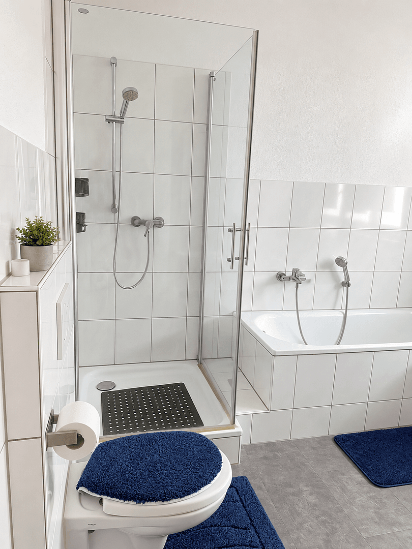 Pronájem bytu 4+1 114 m², Berliner Straße 23, Pforzheim, Bádensko-Württembersko Pronájem bytu 4+1 114 m², Berliner Straße 23, Pforzheim, Bádensko-Württembersko