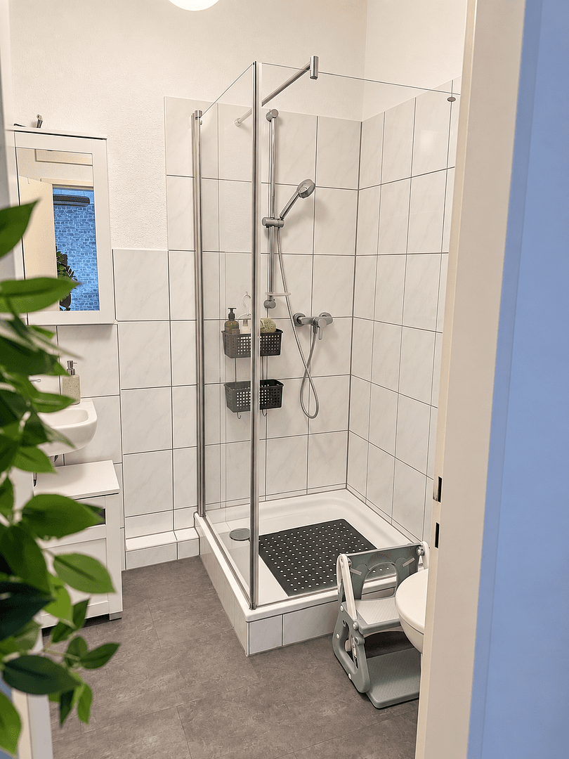 Pronájem bytu 4+1 114 m², Berliner Straße 23, Pforzheim, Bádensko-Württembersko Pronájem bytu 4+1 114 m², Berliner Straße 23, Pforzheim, Bádensko-Württembersko