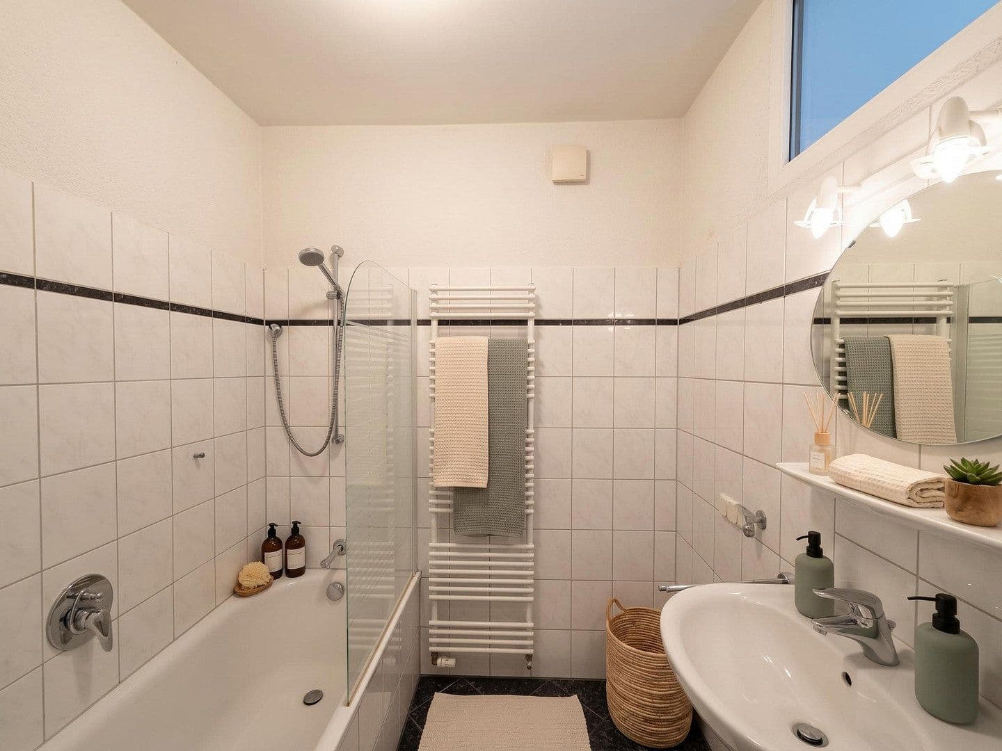 Prodej bytu 3+1 75 m², Kreysigstrasse 40, Mainz, Hessen Prodej bytu 3+1 75 m², Kreysigstrasse 40, Mainz, Hessen