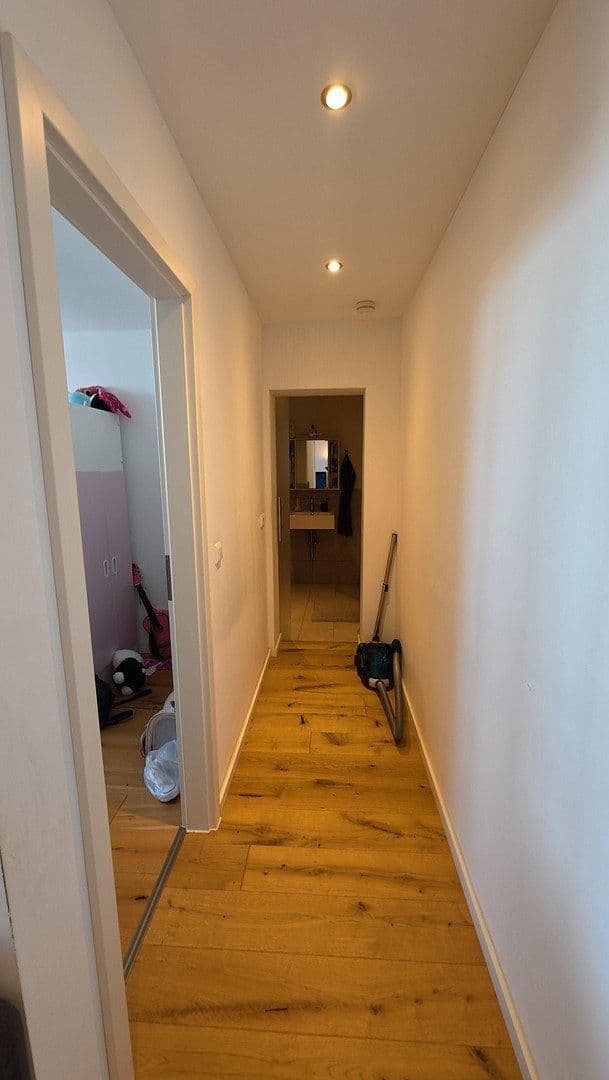 Pronájem bytu 3+1 60 m², Yorckstr. 28, Ludwigshafen, Porýní-Falc Pronájem bytu 3+1 60 m², Yorckstr. 28, Ludwigshafen, Porýní-Falc