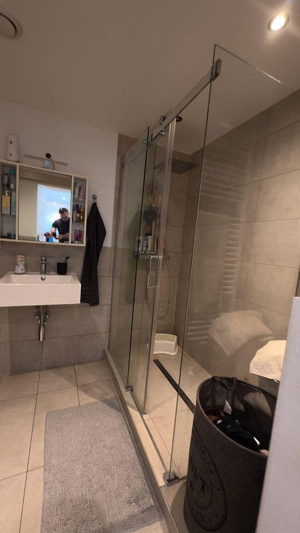 Pronájem bytu 3+1 60 m², Yorckstr. 28, Ludwigshafen, Porýní-Falc Pronájem bytu 3+1 60 m², Yorckstr. 28, Ludwigshafen, Porýní-Falc