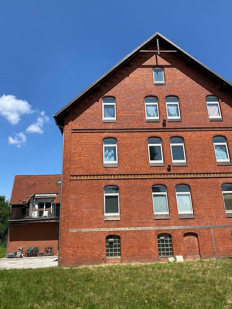 Prodej domu 780 m², pozemek 882 m², Hildesheimer Str. 346, Laatzen, Dolní Sasko Prodej domu 780 m², pozemek 882 m², Hildesheimer Str. 346, Laatzen, Dolní Sasko