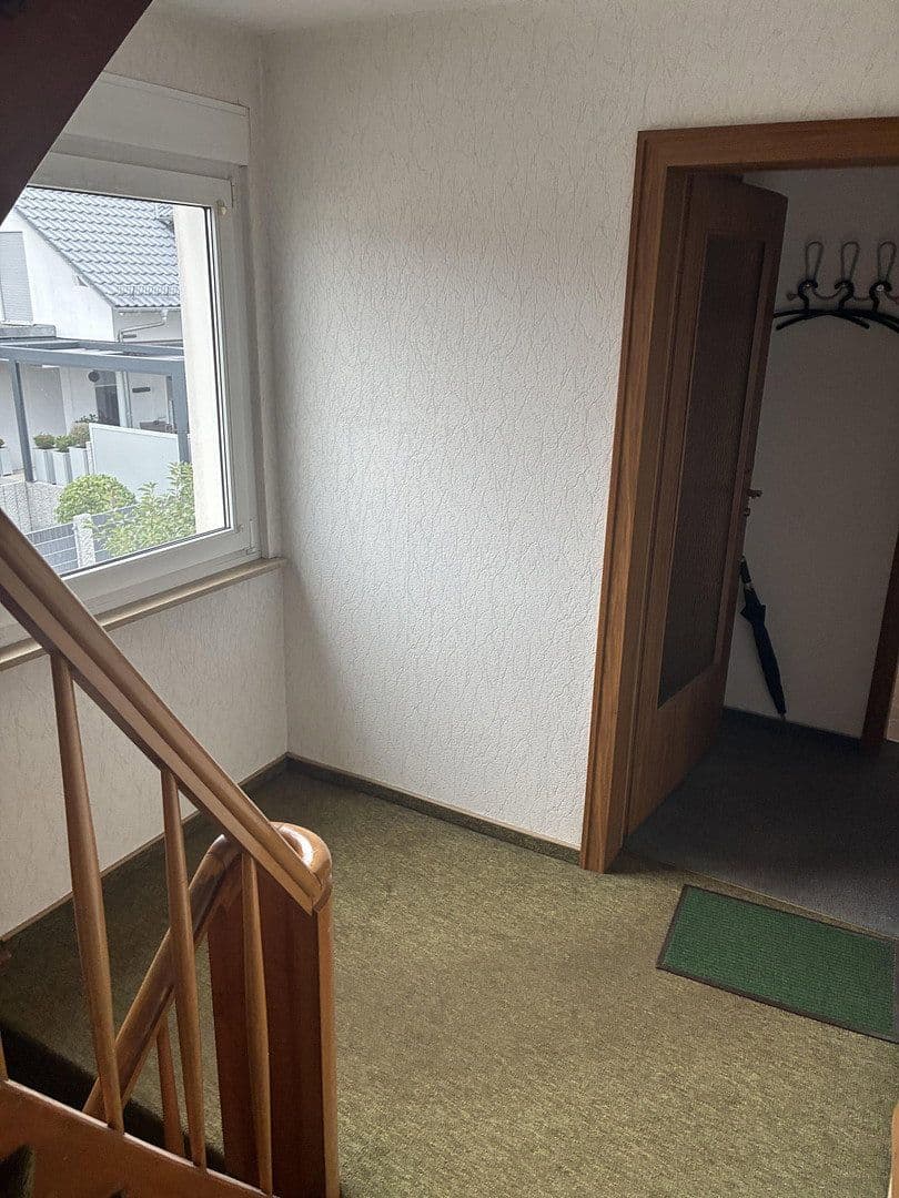 Prodej domu 170 m², pozemek 500 m², Ostfildern, Bádensko-Württembersko Prodej domu 170 m², pozemek 500 m², Ostfildern, Bádensko-Württembersko