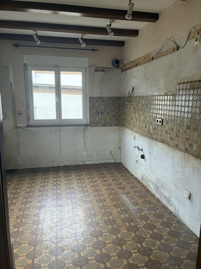 Prodej domu 170 m², pozemek 500 m², Ostfildern, Bádensko-Württembersko Prodej domu 170 m², pozemek 500 m², Ostfildern, Bádensko-Württembersko