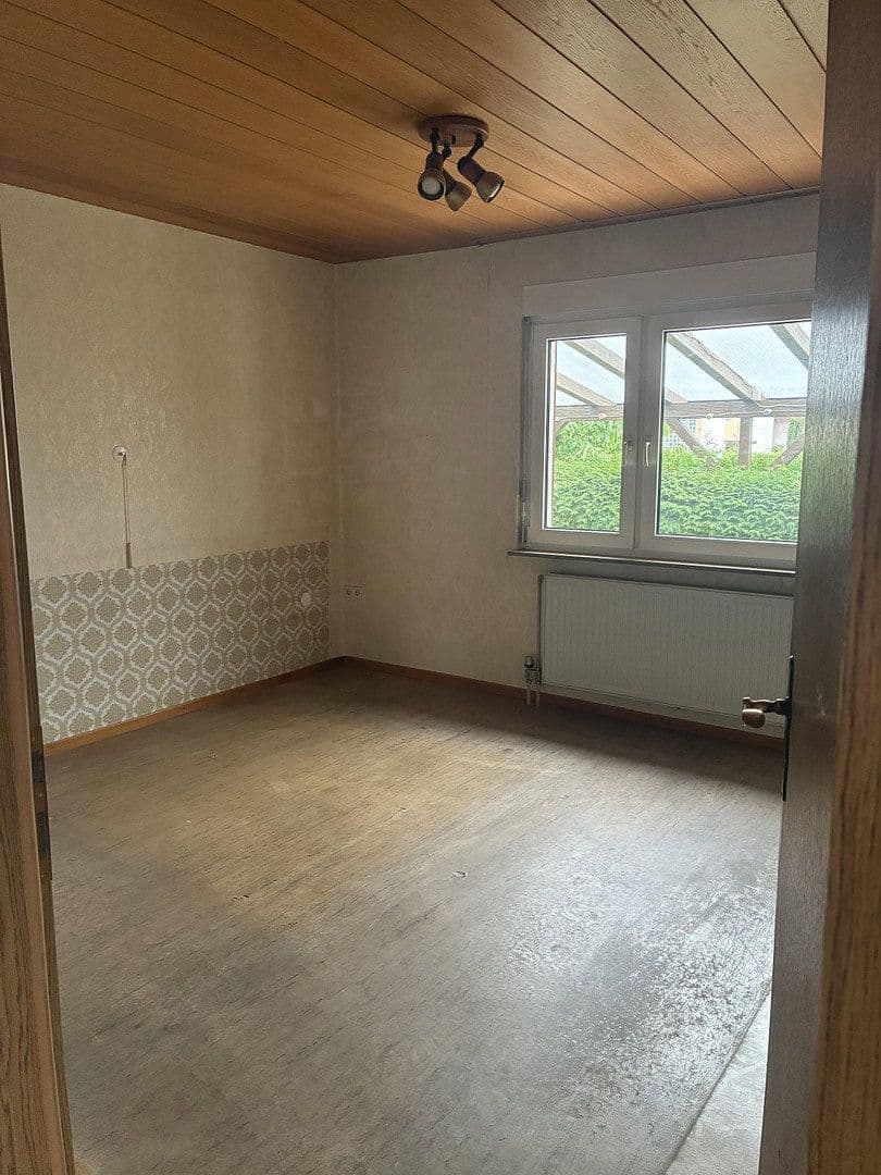 Prodej domu 170 m², pozemek 500 m², Ostfildern, Bádensko-Württembersko Prodej domu 170 m², pozemek 500 m², Ostfildern, Bádensko-Württembersko