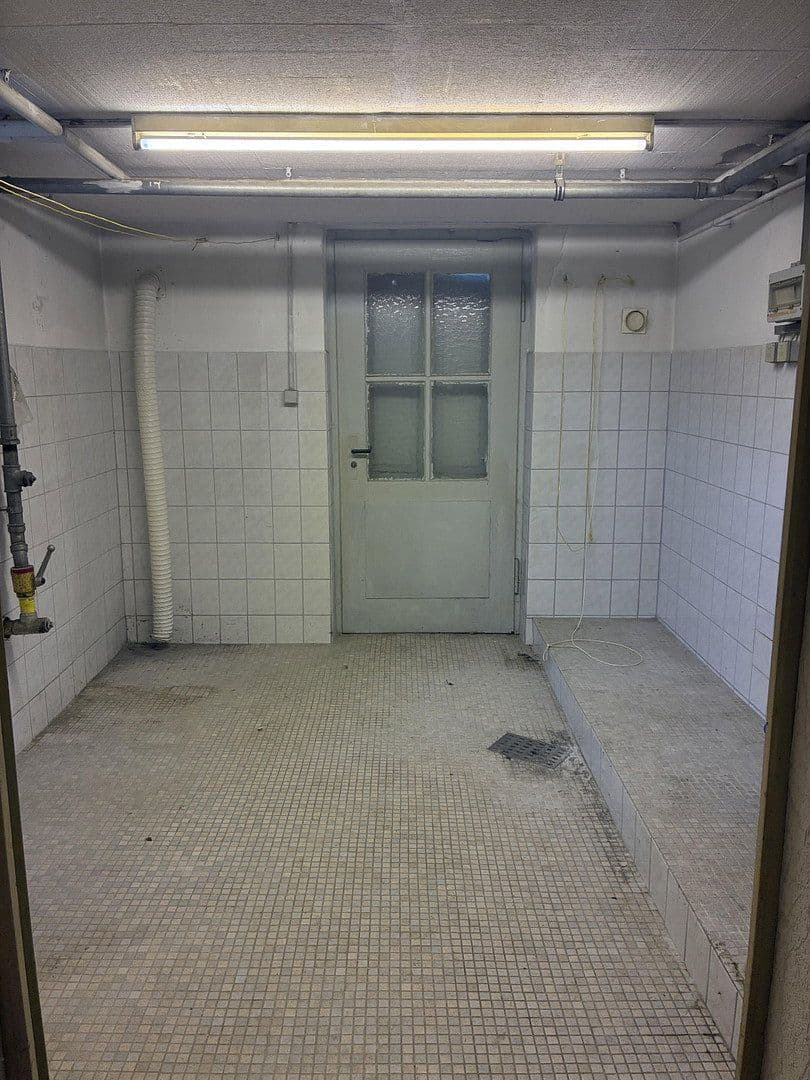 Prodej domu 170 m², pozemek 500 m², Ostfildern, Bádensko-Württembersko Prodej domu 170 m², pozemek 500 m², Ostfildern, Bádensko-Württembersko