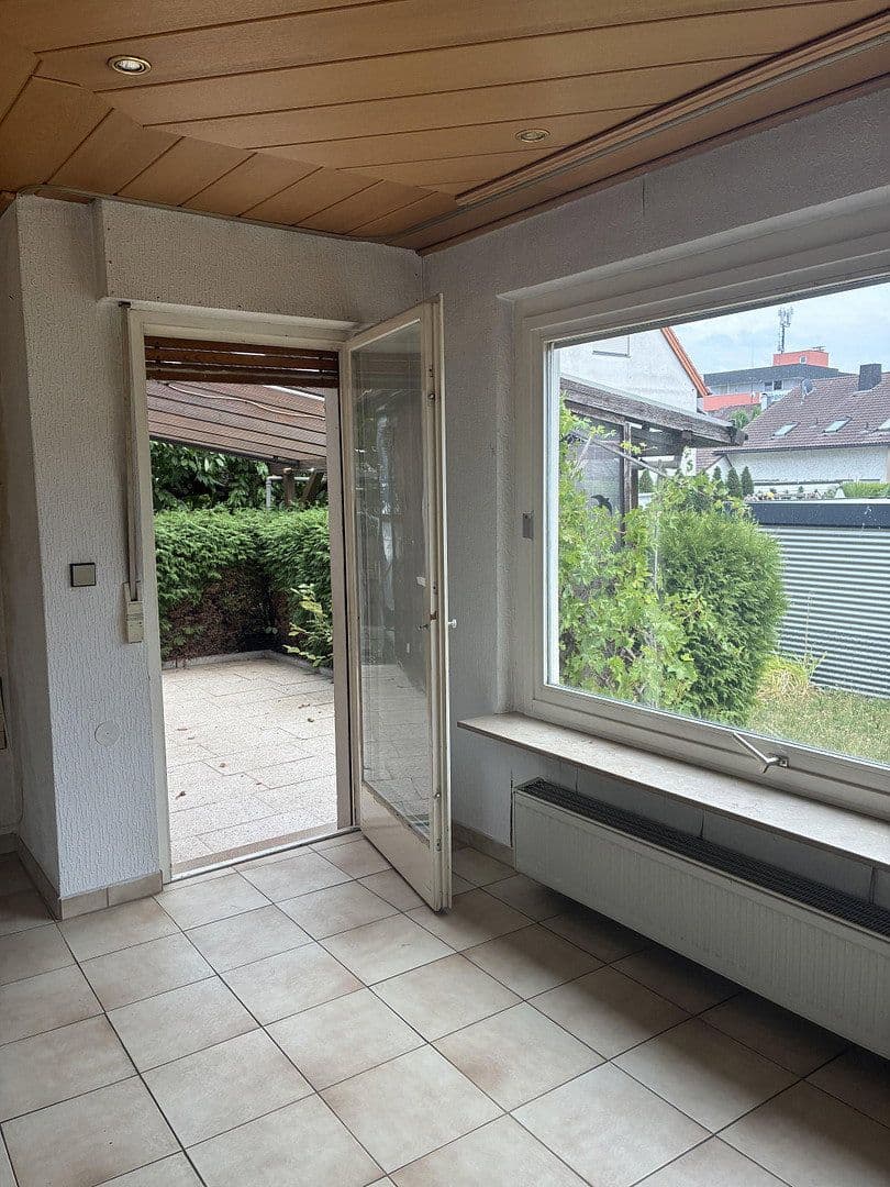 Prodej domu 170 m², pozemek 500 m², Ostfildern, Bádensko-Württembersko Prodej domu 170 m², pozemek 500 m², Ostfildern, Bádensko-Württembersko