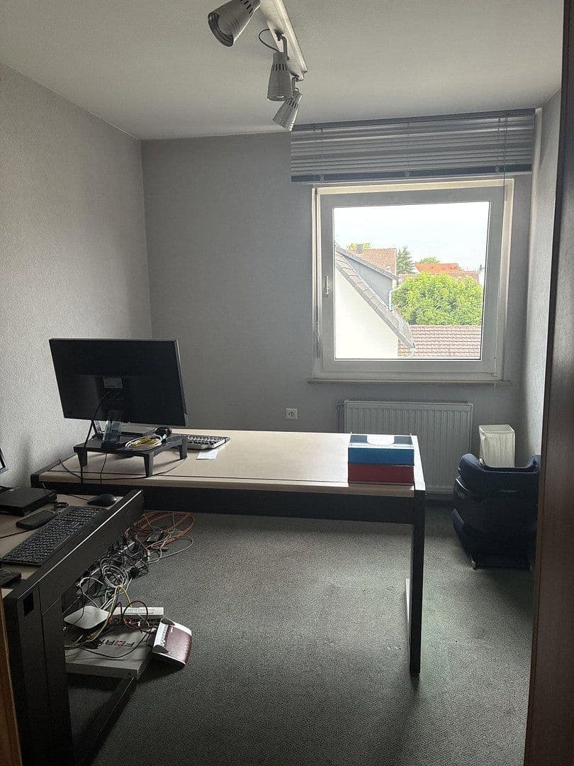 Prodej domu 170 m², pozemek 500 m², Ostfildern, Bádensko-Württembersko Prodej domu 170 m², pozemek 500 m², Ostfildern, Bádensko-Württembersko