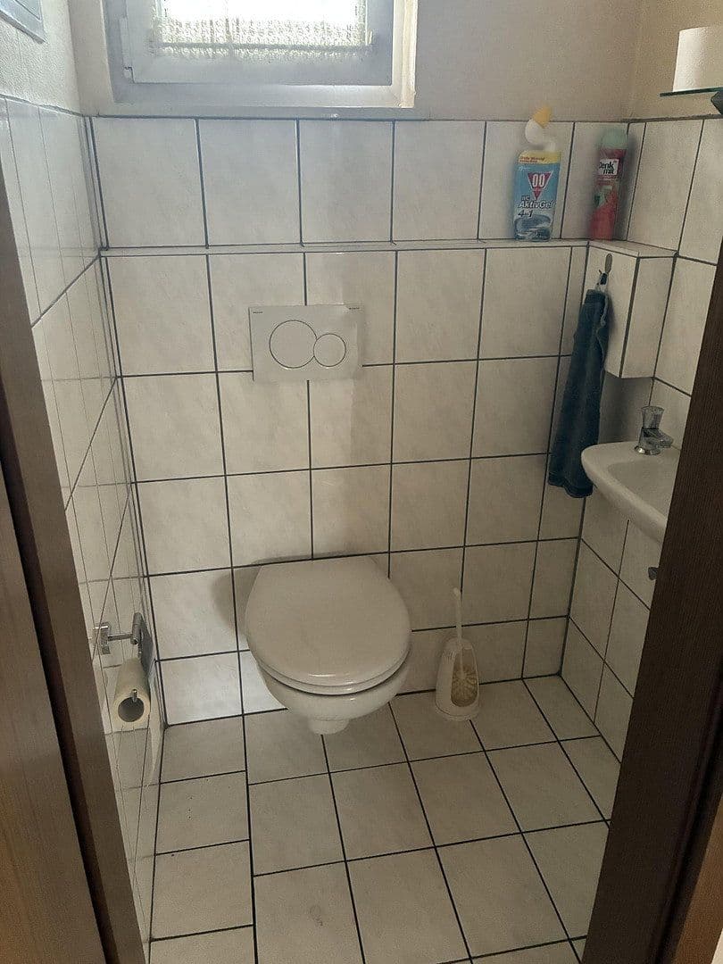 Prodej domu 170 m², pozemek 500 m², Ostfildern, Bádensko-Württembersko Prodej domu 170 m², pozemek 500 m², Ostfildern, Bádensko-Württembersko