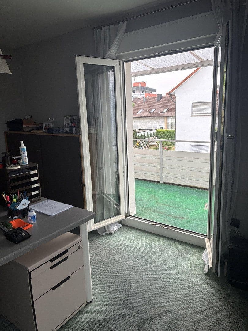 Prodej domu 170 m², pozemek 500 m², Ostfildern, Bádensko-Württembersko Prodej domu 170 m², pozemek 500 m², Ostfildern, Bádensko-Württembersko