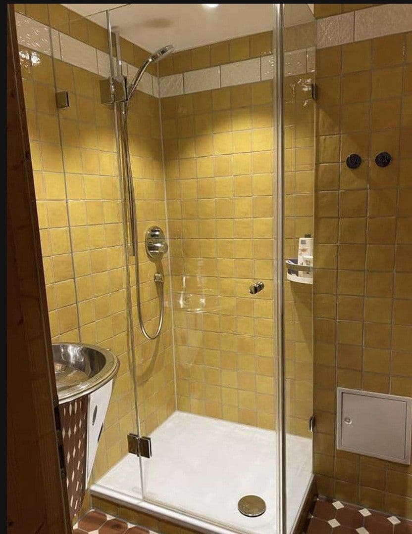 Prodej domu 144 m², pozemek 58 m², Kleine Mantelgasse, Heidelberg, Bádensko-Württembersko Prodej domu 144 m², pozemek 58 m², Kleine Mantelgasse, Heidelberg, Bádensko-Württembersko
