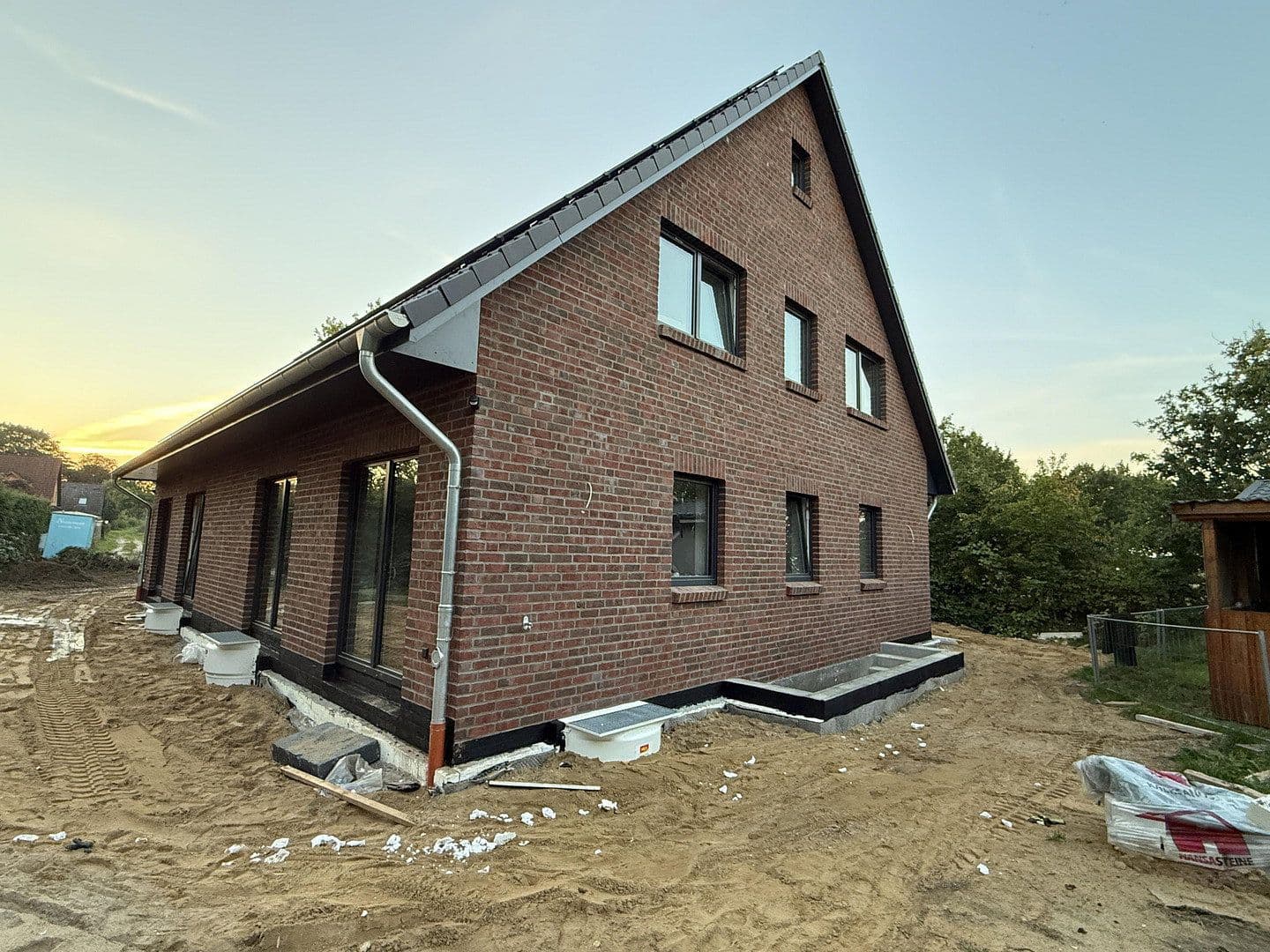 Pronájem domu 118 m², pozemek 400 m², Woltersdorf, Šlesvicko-Holštýnsko Pronájem domu 118 m², pozemek 400 m², Woltersdorf, Šlesvicko-Holštýnsko