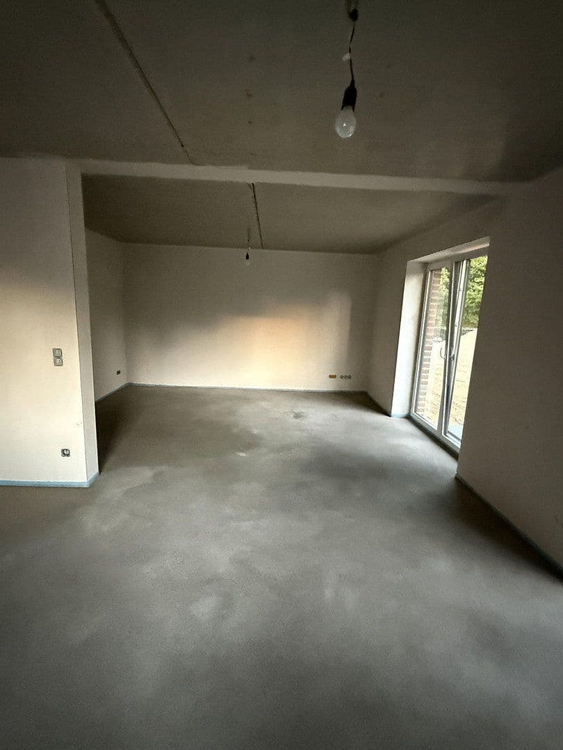 Pronájem domu 118 m², pozemek 400 m², Woltersdorf, Šlesvicko-Holštýnsko Pronájem domu 118 m², pozemek 400 m², Woltersdorf, Šlesvicko-Holštýnsko