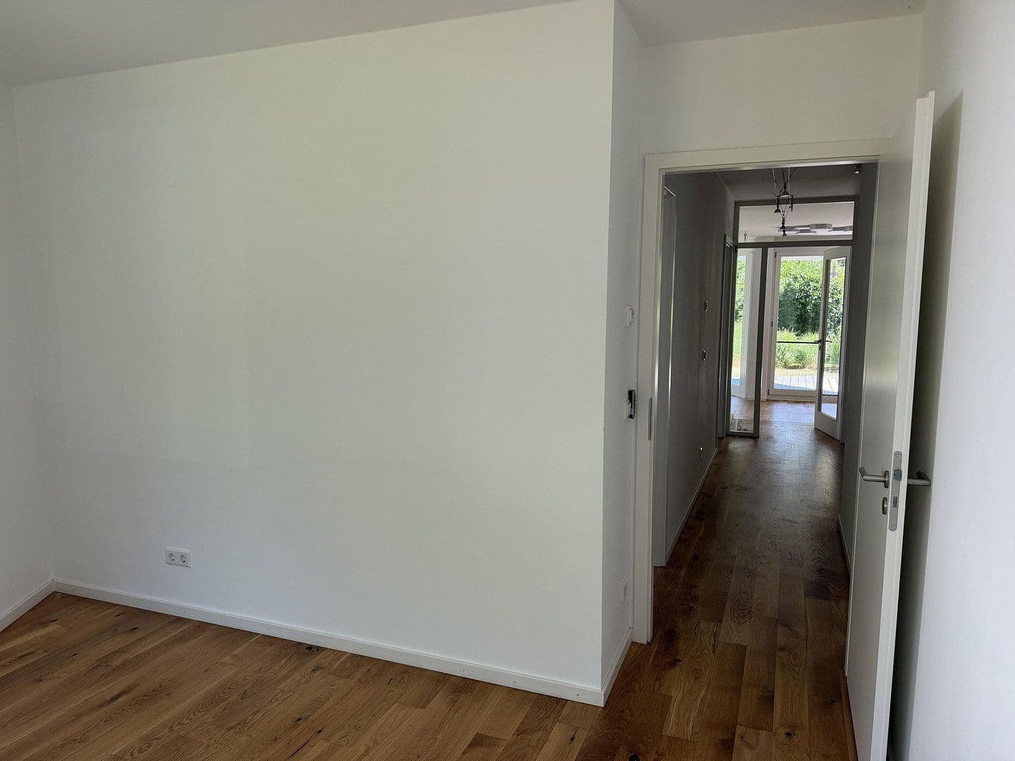 Prodej bytu 3+1 94 m², Possenhofener Str. 61, Starnberg, Bavorsko Prodej bytu 3+1 94 m², Possenhofener Str. 61, Starnberg, Bavorsko