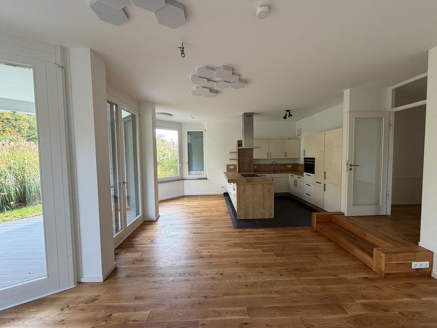 Prodej bytu 3+1 94 m², Possenhofener Str. 61, Starnberg, Bavorsko Prodej bytu 3+1 94 m², Possenhofener Str. 61, Starnberg, Bavorsko
