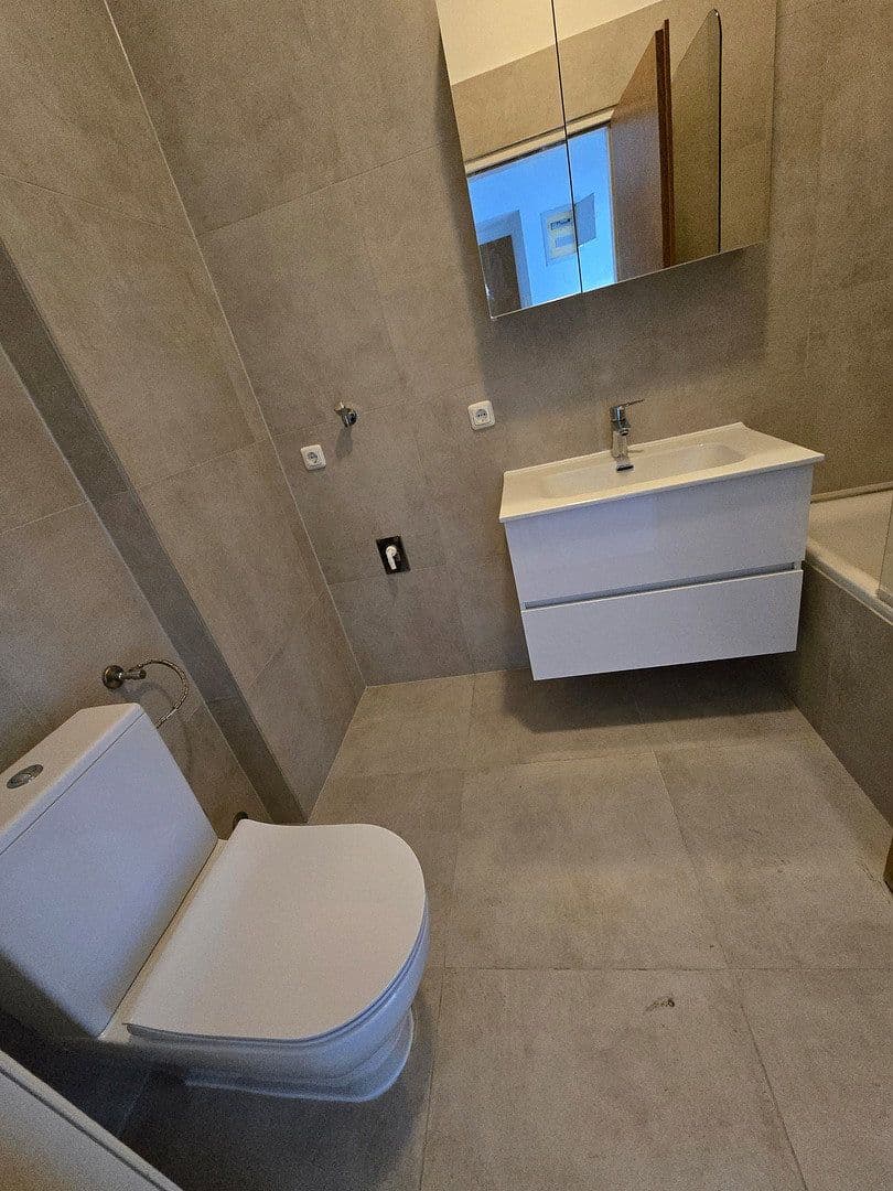 Pronájem bytu 1+1 40 m², Linz, Horní Rakousko Pronájem bytu 1+1 40 m², Linz, Horní Rakousko