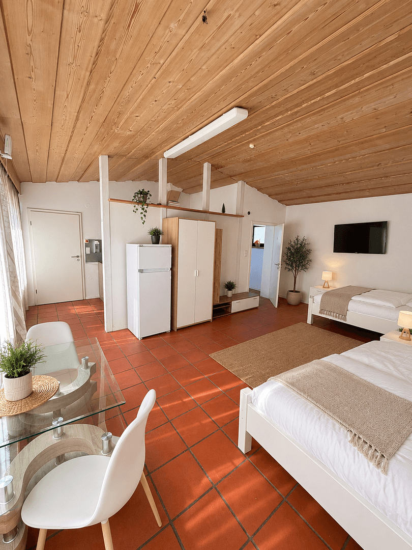 Pronájem domu 600 m², pozemek 800 m², Moosburg, Bavorsko Pronájem domu 600 m², pozemek 800 m², Moosburg, Bavorsko