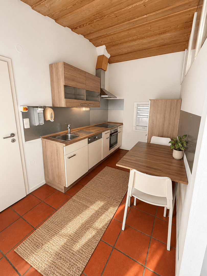 Pronájem domu 600 m², pozemek 800 m², Moosburg, Bavorsko Pronájem domu 600 m², pozemek 800 m², Moosburg, Bavorsko