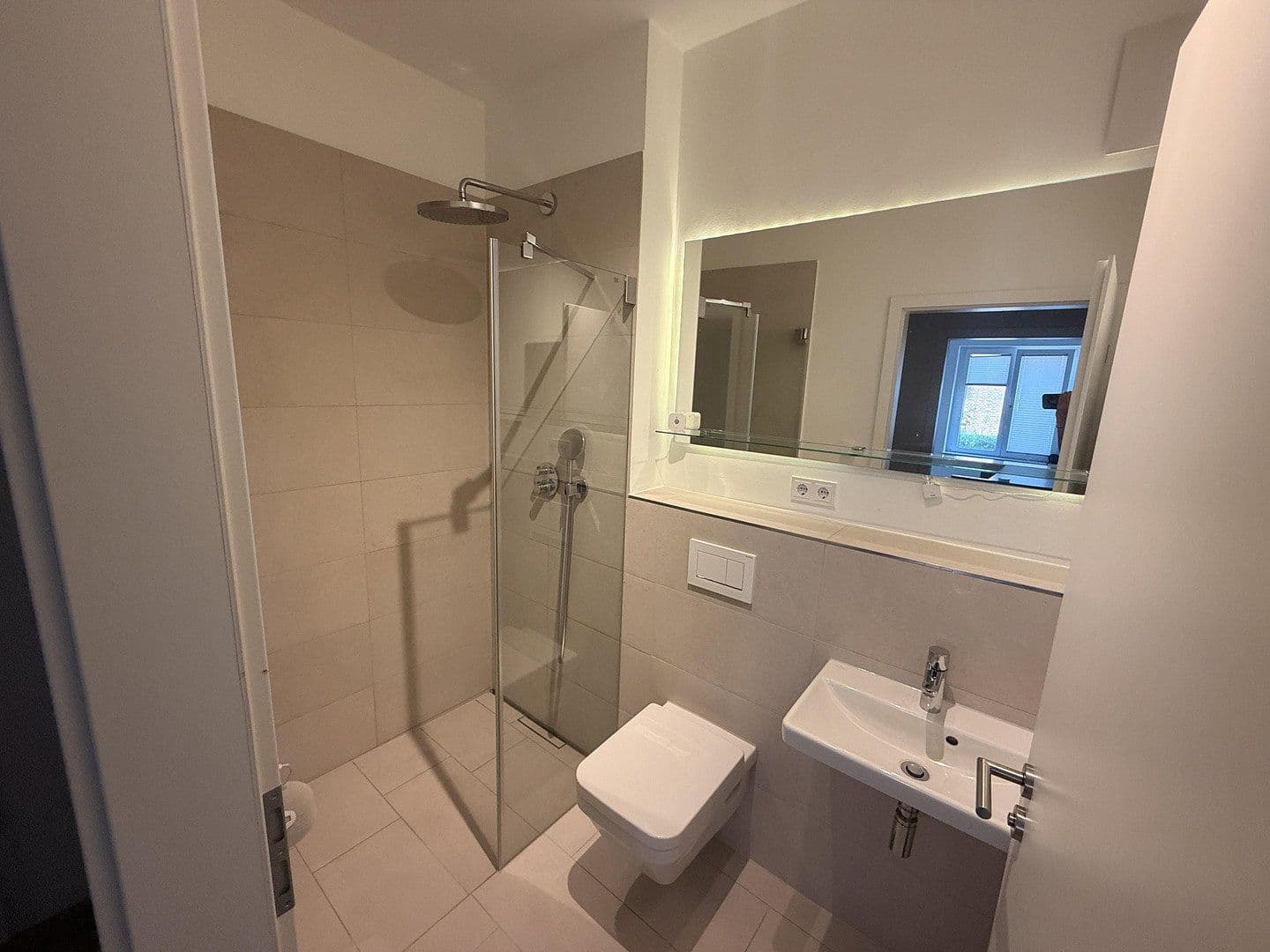 Pronájem bytu 4+1 126 m², Moislinger Allee 9k, Lübeck, Šlesvicko-Holštýnsko Pronájem bytu 4+1 126 m², Moislinger Allee 9k, Lübeck, Šlesvicko-Holštýnsko