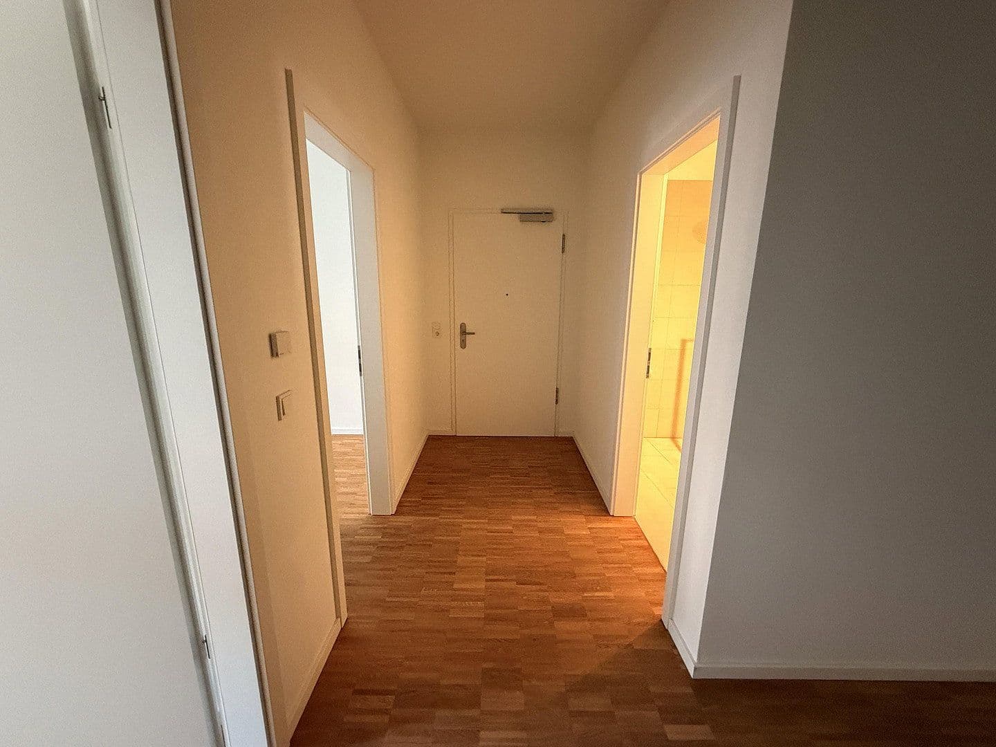 Pronájem bytu 4+1 126 m², Moislinger Allee 9k, Lübeck, Šlesvicko-Holštýnsko Pronájem bytu 4+1 126 m², Moislinger Allee 9k, Lübeck, Šlesvicko-Holštýnsko
