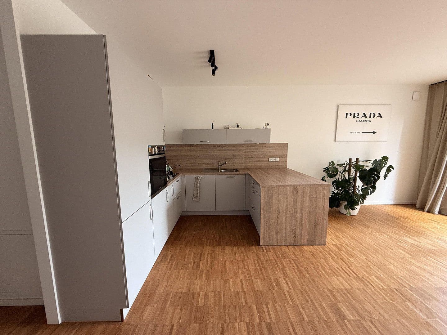 Pronájem bytu 4+1 126 m², Moislinger Allee 9k, Lübeck, Šlesvicko-Holštýnsko Pronájem bytu 4+1 126 m², Moislinger Allee 9k, Lübeck, Šlesvicko-Holštýnsko