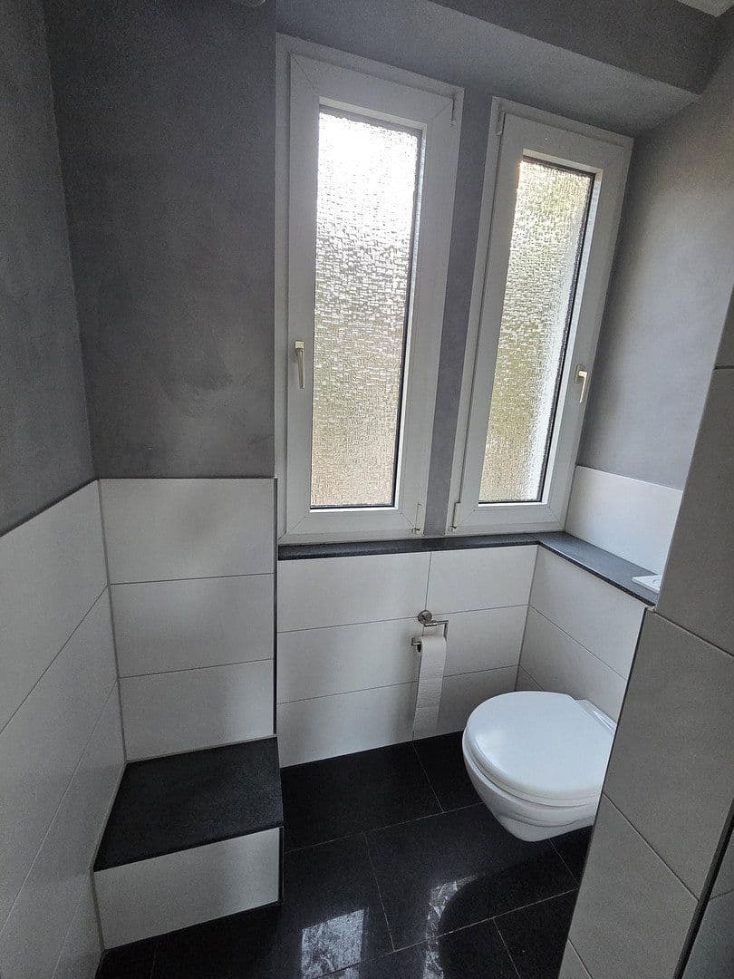 Pronájem bytu 2+1 59 m², Essen, Severní Porýní-Vestfálsko Pronájem bytu 2+1 59 m², Essen, Severní Porýní-Vestfálsko