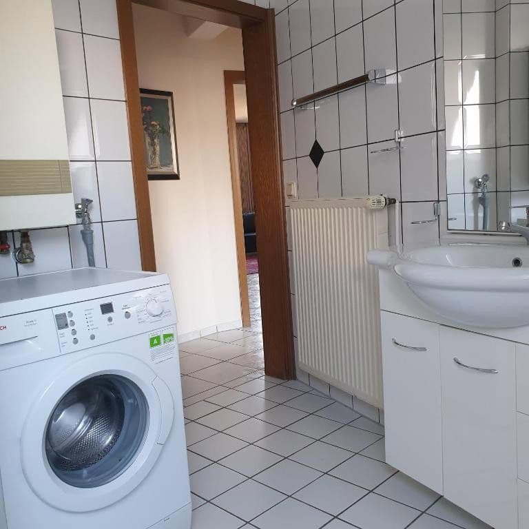 Pronájem bytu 4+1 76 m², Nieberdingstraße 15, Steinfeld, Dolní Sasko Pronájem bytu 4+1 76 m², Nieberdingstraße 15, Steinfeld, Dolní Sasko