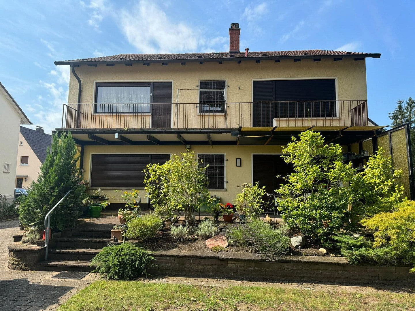 Prodej domu 196 m², pozemek 1.308 m², Lilienstrasse 67, Edingen-Neckarhausen, Bádensko-Württembersko Prodej domu 196 m², pozemek 1.308 m², Lilienstrasse 67, Edingen-Neckarhausen, Bádensko-Württembersko