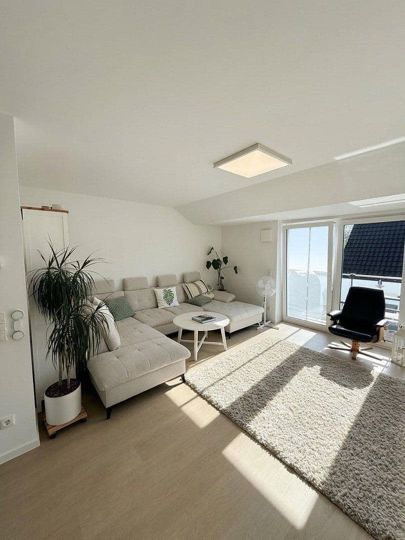 Pronájem bytu 2+1 65 m², Hansastr., Delmenhorst, Dolní Sasko Pronájem bytu 2+1 65 m², Hansastr., Delmenhorst, Dolní Sasko