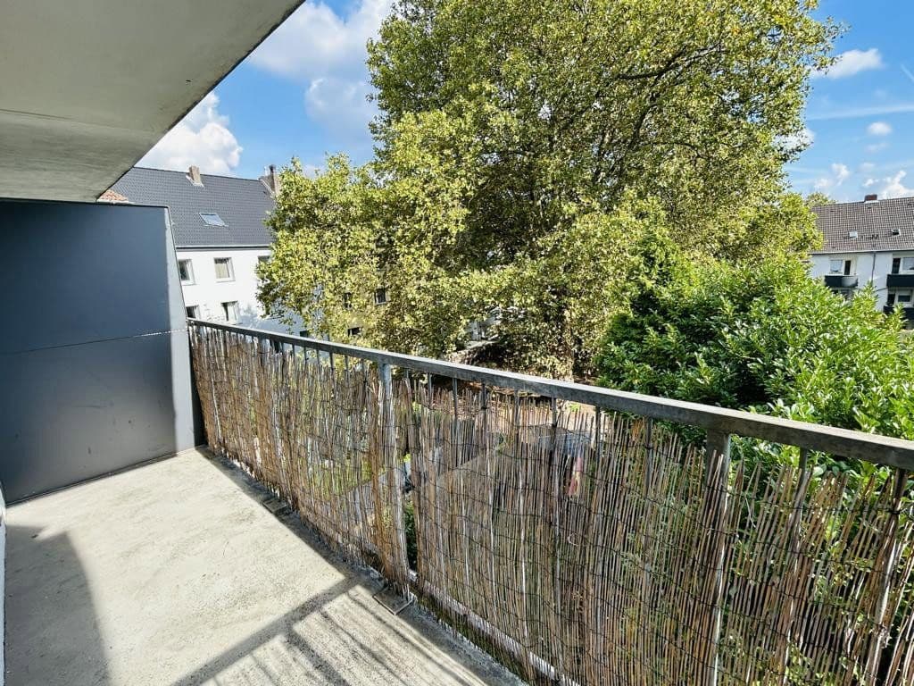 Pronájem bytu 2+kk 58 m², Frohnhauser Straße 107, Essen, Severní Porýní-Vestfálsko Pronájem bytu 2+kk 58 m², Frohnhauser Straße 107, Essen, Severní Porýní-Vestfálsko