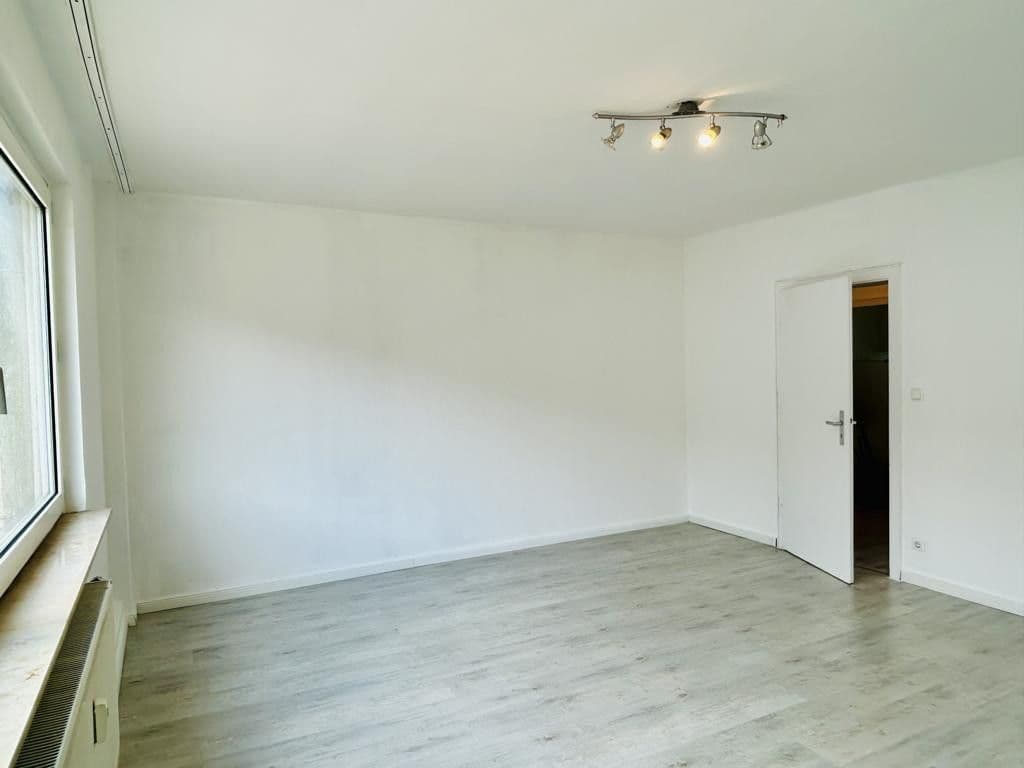 Pronájem bytu 2+kk 58 m², Frohnhauser Straße 107, Essen, Severní Porýní-Vestfálsko Pronájem bytu 2+kk 58 m², Frohnhauser Straße 107, Essen, Severní Porýní-Vestfálsko