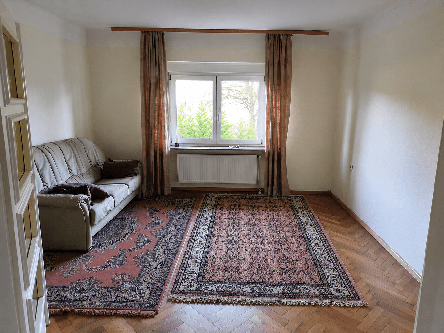 Prodej domu 240 m², pozemek 1.400 m², Rehlingen-Siersburg, Země Sársko Prodej domu 240 m², pozemek 1.400 m², Rehlingen-Siersburg, Země Sársko