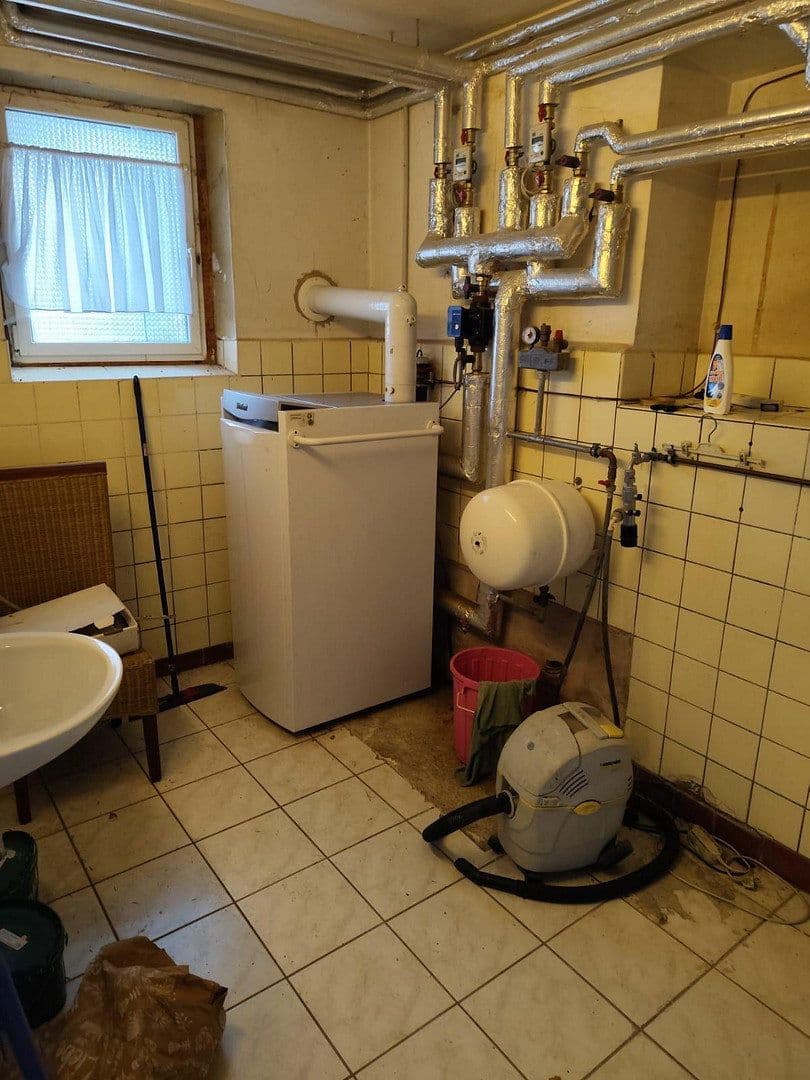Prodej domu 240 m², pozemek 1.400 m², Rehlingen-Siersburg, Země Sársko Prodej domu 240 m², pozemek 1.400 m², Rehlingen-Siersburg, Země Sársko