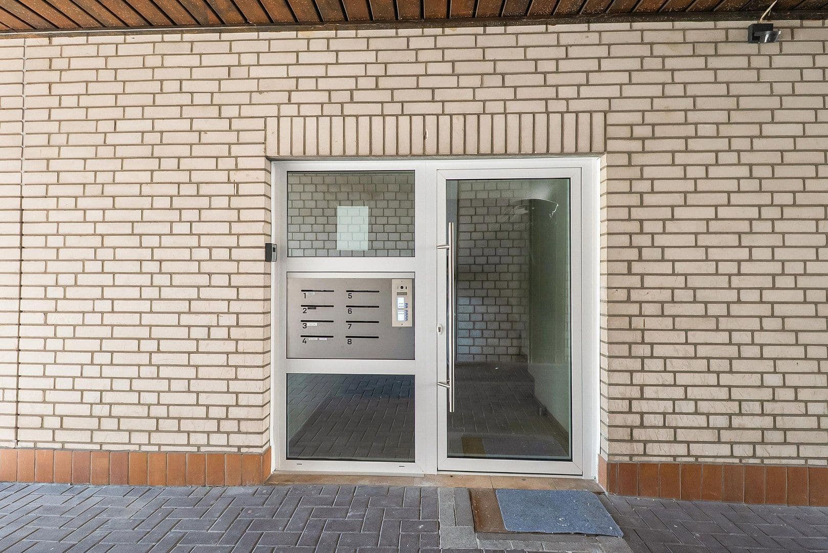 Pronájem bytu 3+kk 101 m², Alte Neusser Landstraße 259, Köln, Severní Porýní-Vestfálsko Pronájem bytu 3+kk 101 m², Alte Neusser Landstraße 259, Köln, Severní Porýní-Vestfálsko