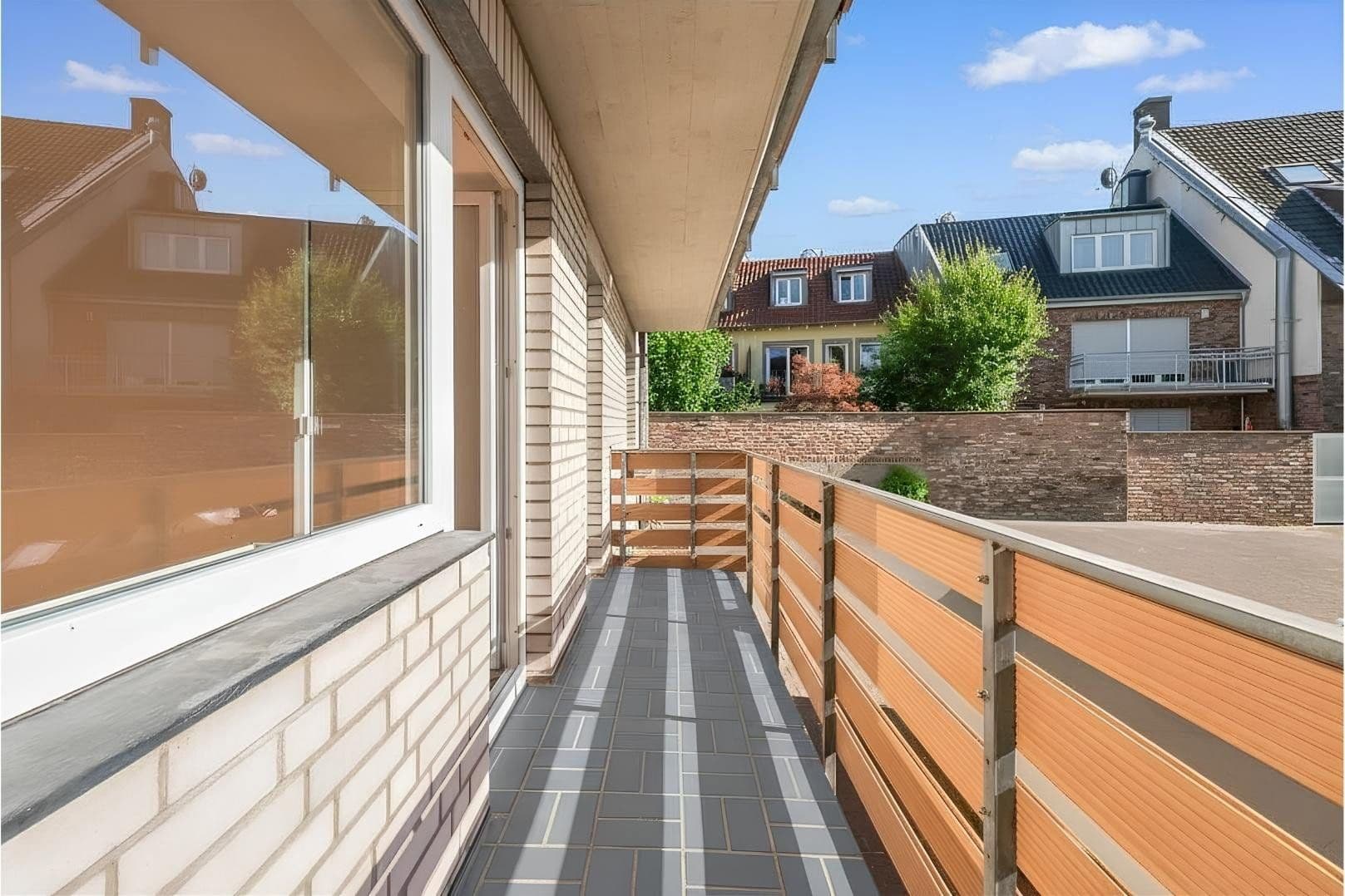 Pronájem bytu 3+kk 101 m², Alte Neusser Landstraße 259, Köln, Severní Porýní-Vestfálsko Pronájem bytu 3+kk 101 m², Alte Neusser Landstraße 259, Köln, Severní Porýní-Vestfálsko