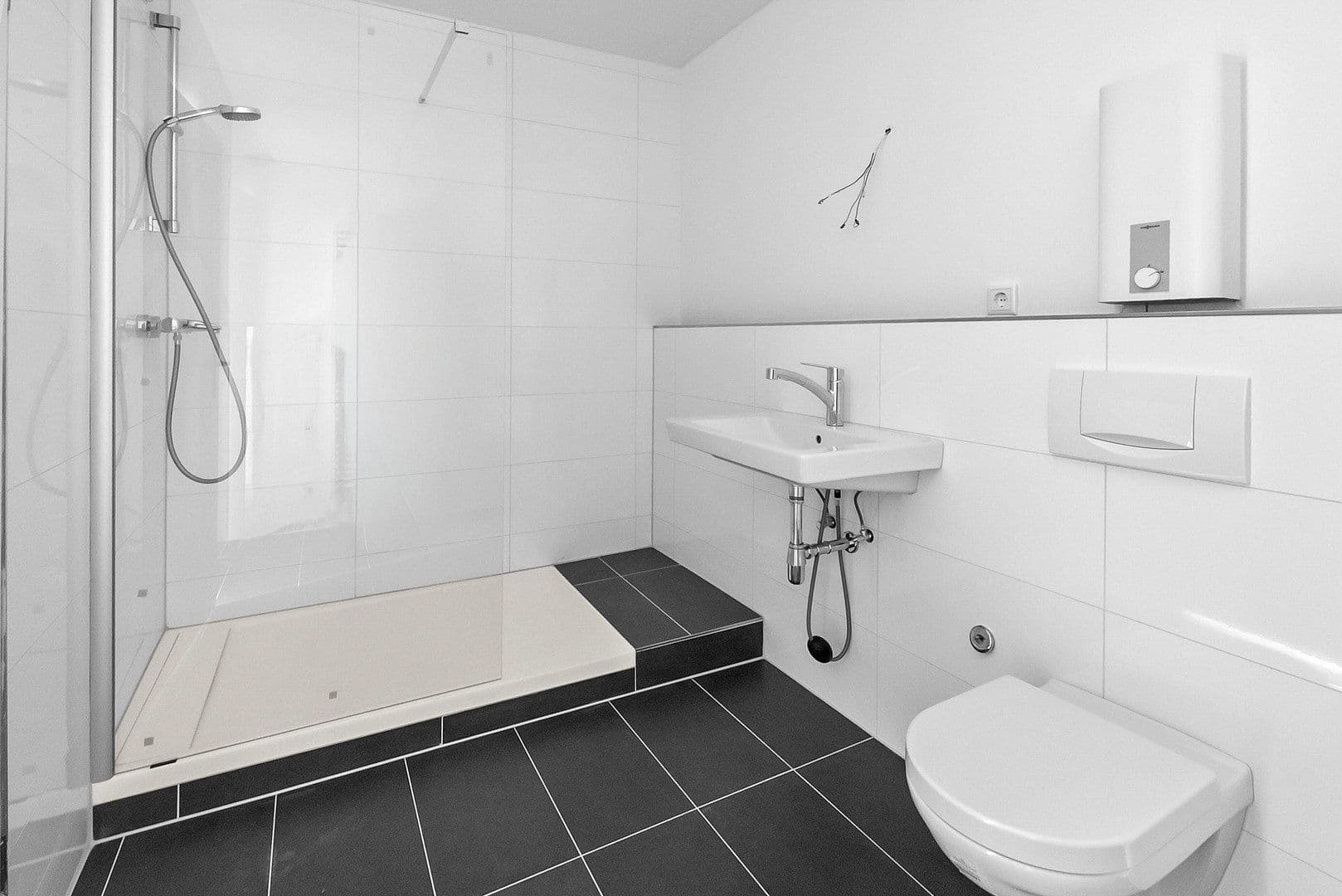 Pronájem bytu 3+kk 101 m², Alte Neusser Landstraße 259, Köln, Severní Porýní-Vestfálsko Pronájem bytu 3+kk 101 m², Alte Neusser Landstraße 259, Köln, Severní Porýní-Vestfálsko