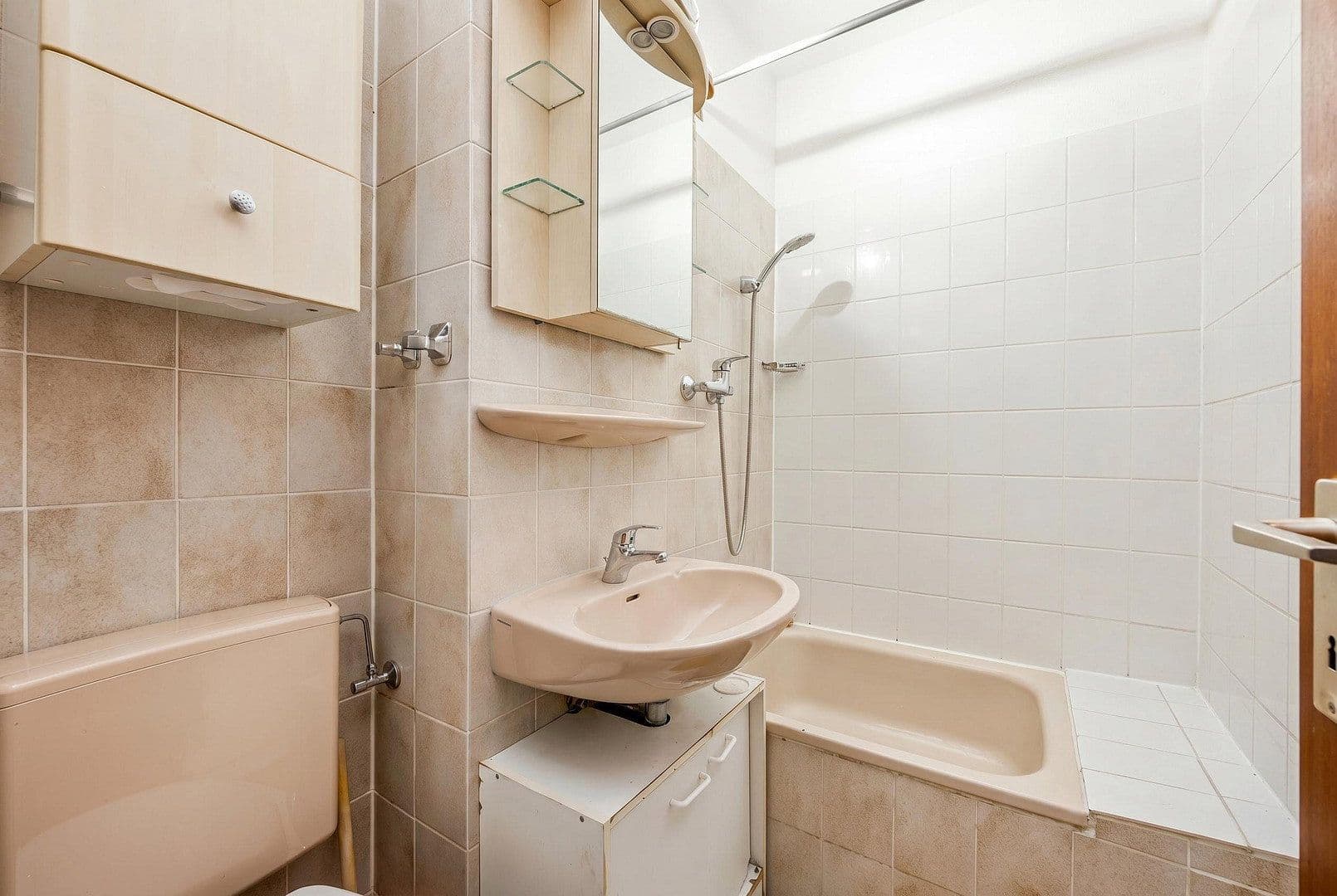 Prodej bytu 1+1 23 m², Mainz, Porýní-Falc Prodej bytu 1+1 23 m², Mainz, Porýní-Falc