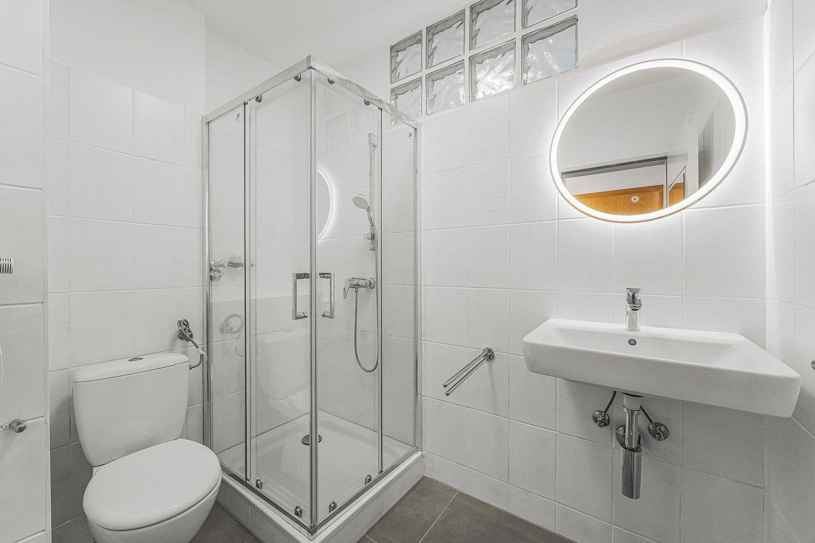 Prodej bytu 1+1 34 m², Kapellenstrasse 3, Feldkichen-Westerham, Bavorsko Prodej bytu 1+1 34 m², Kapellenstrasse 3, Feldkichen-Westerham, Bavorsko