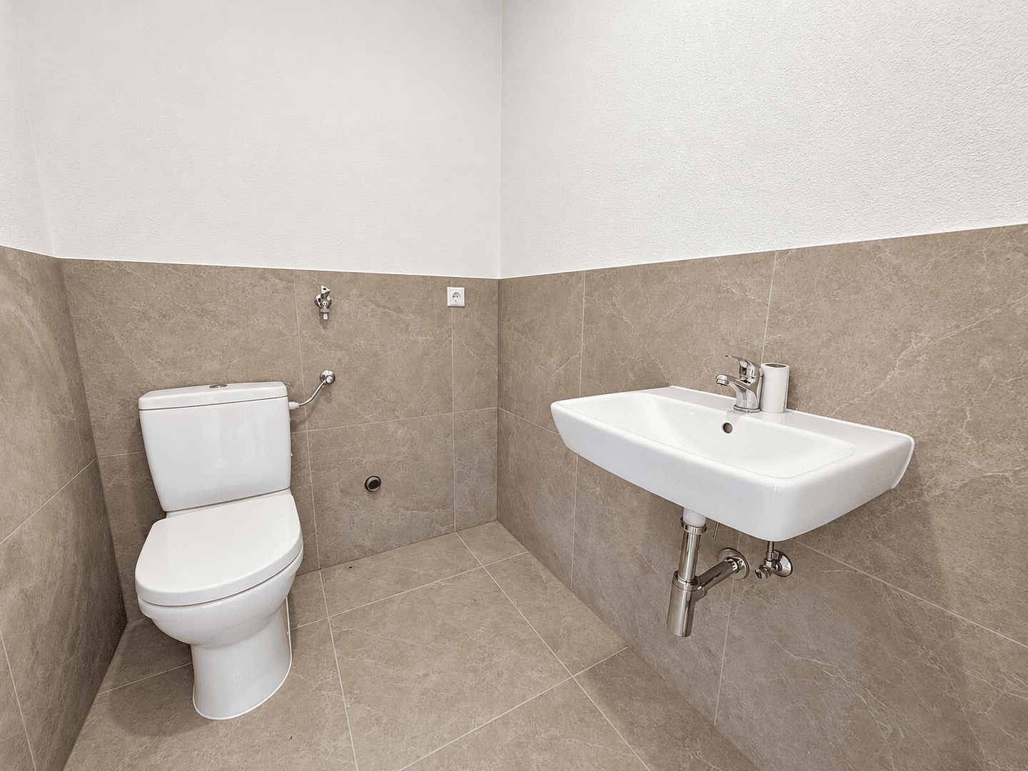 Prodej bytu 4+1 95 m², Nordring 10, Baden-Baden/Sandweier, Bádensko-Württembersko Prodej bytu 4+1 95 m², Nordring 10, Baden-Baden/Sandweier, Bádensko-Württembersko