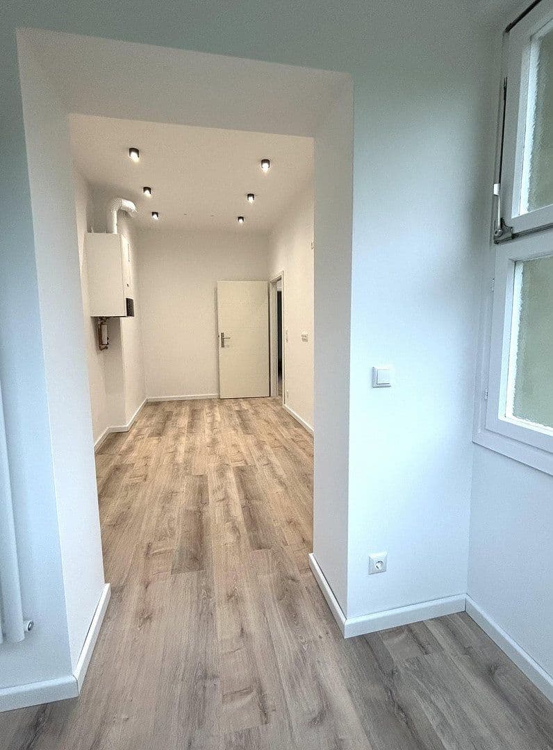 Prodej bytu 2+kk 62 m², Laehr`scher Jagdweg 15, Berlin, Berlín Prodej bytu 2+kk 62 m², Laehr`scher Jagdweg 15, Berlin, Berlín