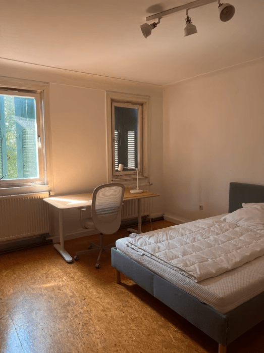 Pronájem bytu 4+1 105 m², Lindenschulstraße 12, Stuttgart, Bádensko-Württembersko Pronájem bytu 4+1 105 m², Lindenschulstraße 12, Stuttgart, Bádensko-Württembersko