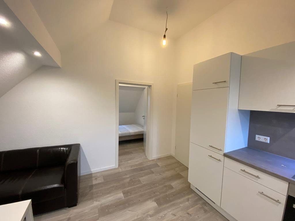 Pronájem bytu 3+1 45 m², Blücherstr. 20, Pforzheim, Bádensko-Württembersko Pronájem bytu 3+1 45 m², Blücherstr. 20, Pforzheim, Bádensko-Württembersko