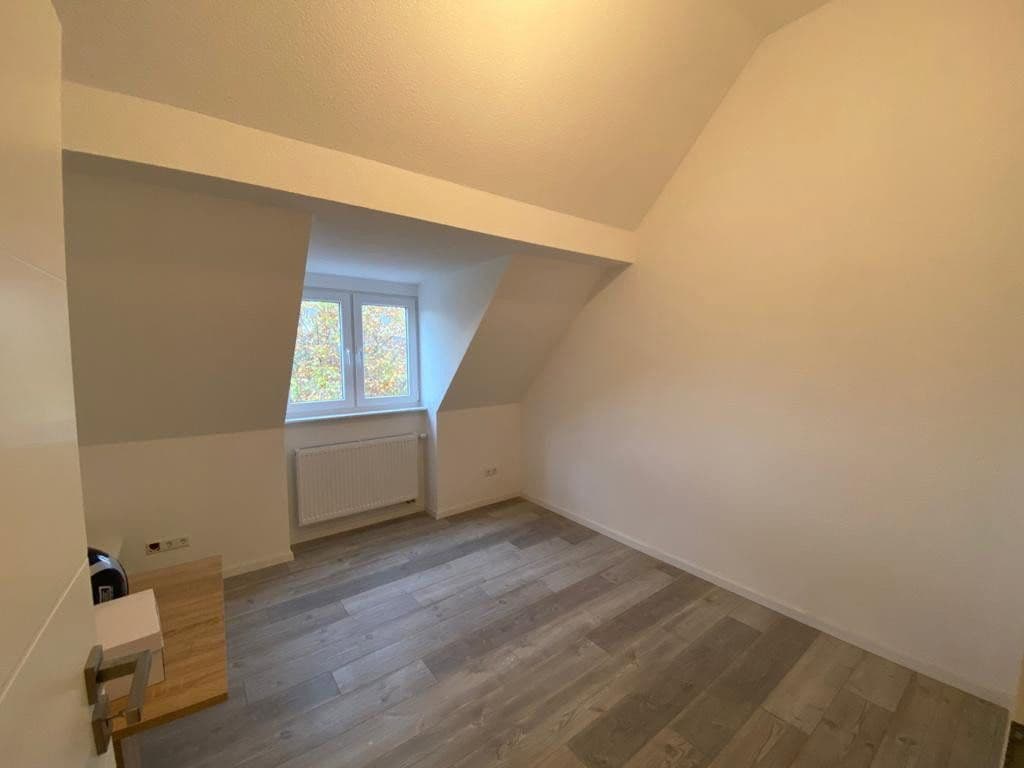 Pronájem bytu 3+1 45 m², Blücherstr. 20, Pforzheim, Bádensko-Württembersko Pronájem bytu 3+1 45 m², Blücherstr. 20, Pforzheim, Bádensko-Württembersko