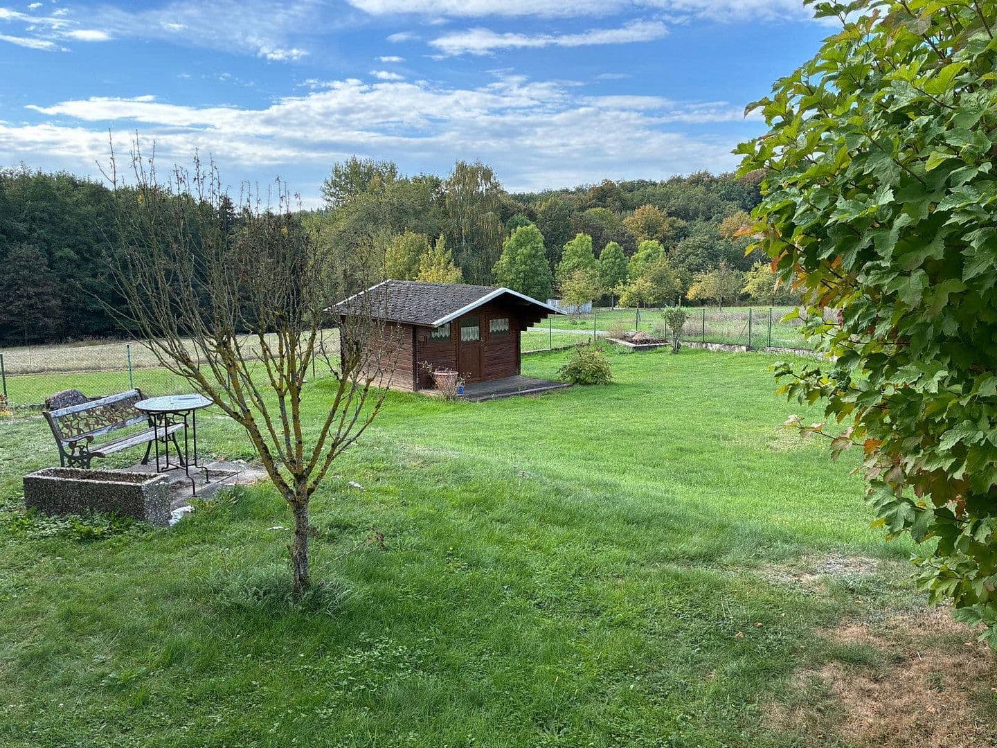 Pronájem domu 219 m², pozemek 1.200 m², Waldstraße 31, Elz, Hessen Pronájem domu 219 m², pozemek 1.200 m², Waldstraße 31, Elz, Hessen
