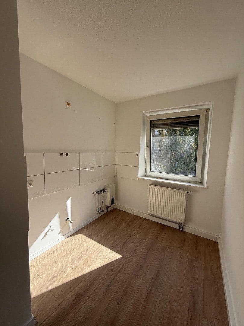 Pronájem bytu 2+1 49 m², Allersberger Straße 143, Nürnberg, Bavorsko Pronájem bytu 2+1 49 m², Allersberger Straße 143, Nürnberg, Bavorsko