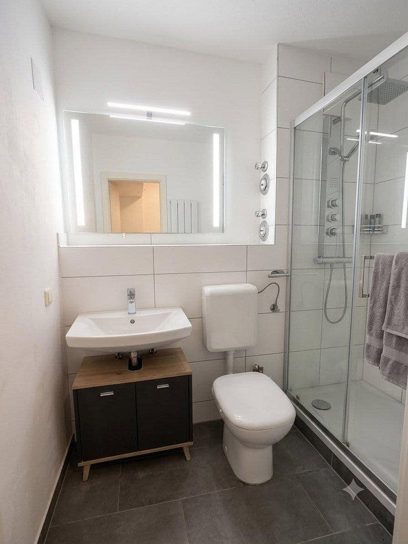 Pronájem bytu 1+1 24 m², Weidenweg 20, Erlangen, Bavorsko Pronájem bytu 1+1 24 m², Weidenweg 20, Erlangen, Bavorsko