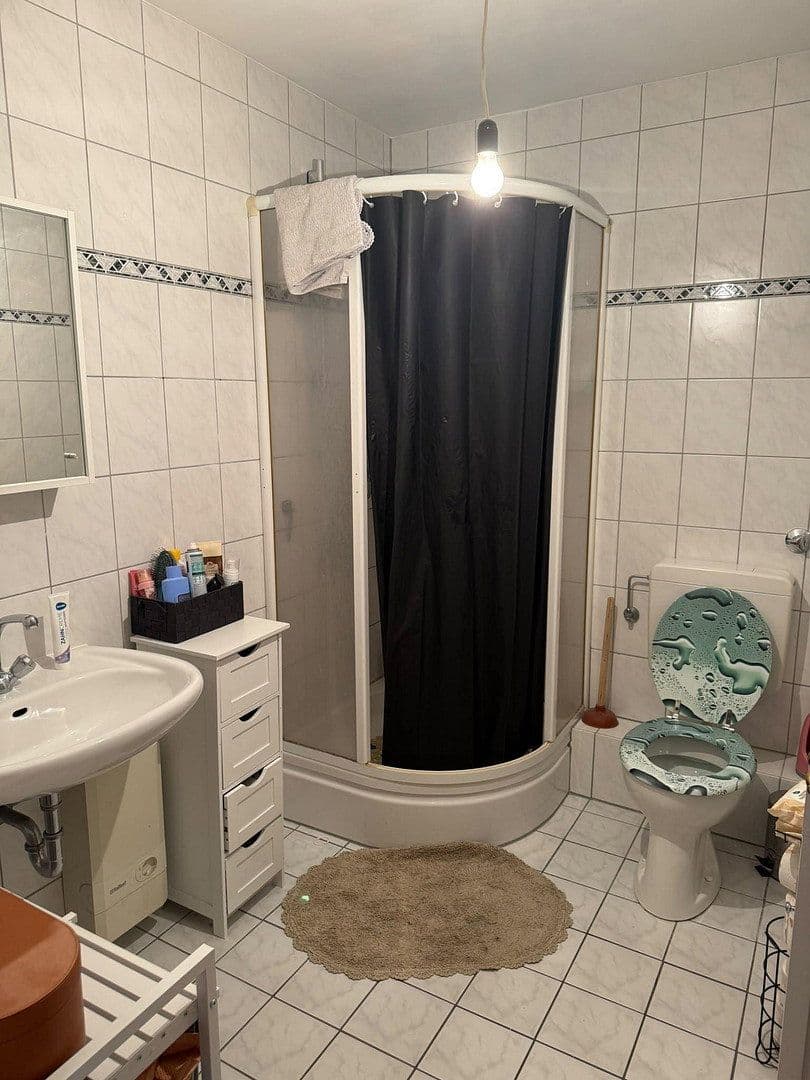 Pronájem bytu 2+1 68 m², Wupperstraße 54, Solingen, Severní Porýní-Vestfálsko Pronájem bytu 2+1 68 m², Wupperstraße 54, Solingen, Severní Porýní-Vestfálsko