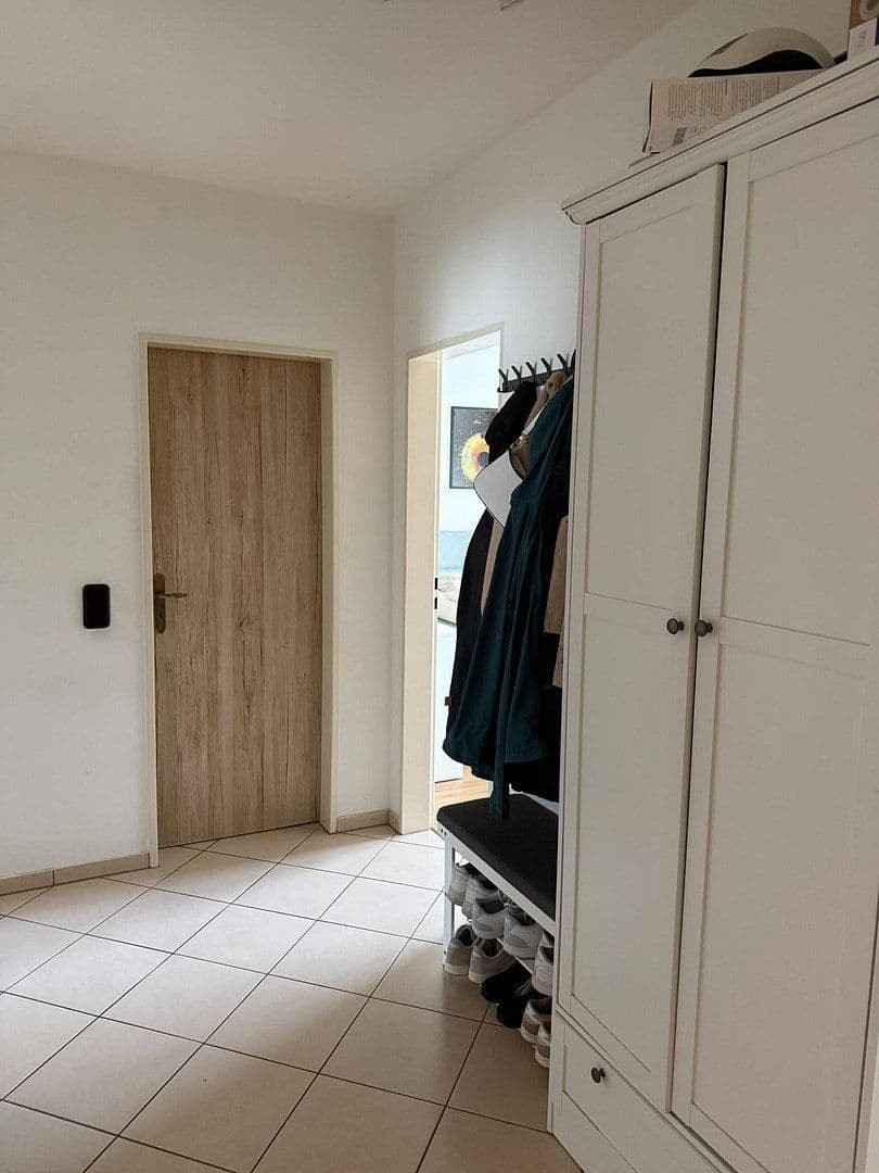 Pronájem bytu 2+1 68 m², Wupperstraße 54, Solingen, Severní Porýní-Vestfálsko Pronájem bytu 2+1 68 m², Wupperstraße 54, Solingen, Severní Porýní-Vestfálsko